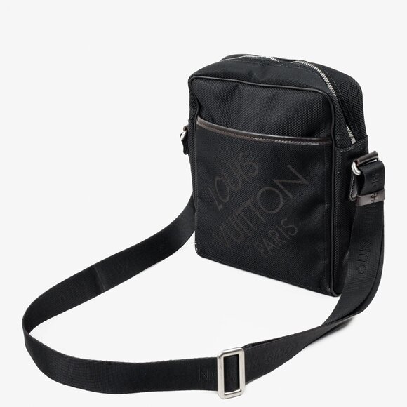 Louis Vuitton Black Citadan NM Damier Geant Cross Body Bag - Picture 10 of 11